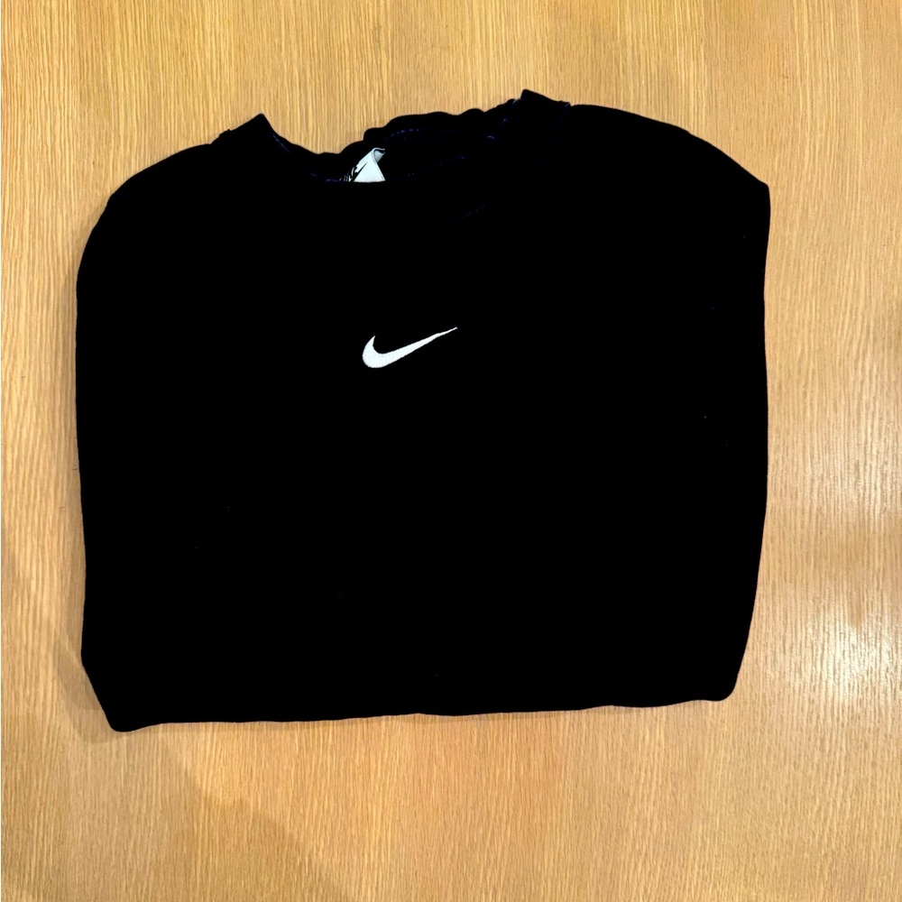 Nike cropped sweatshirt